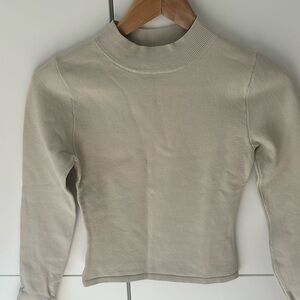 Babaton Aritzia crew neck